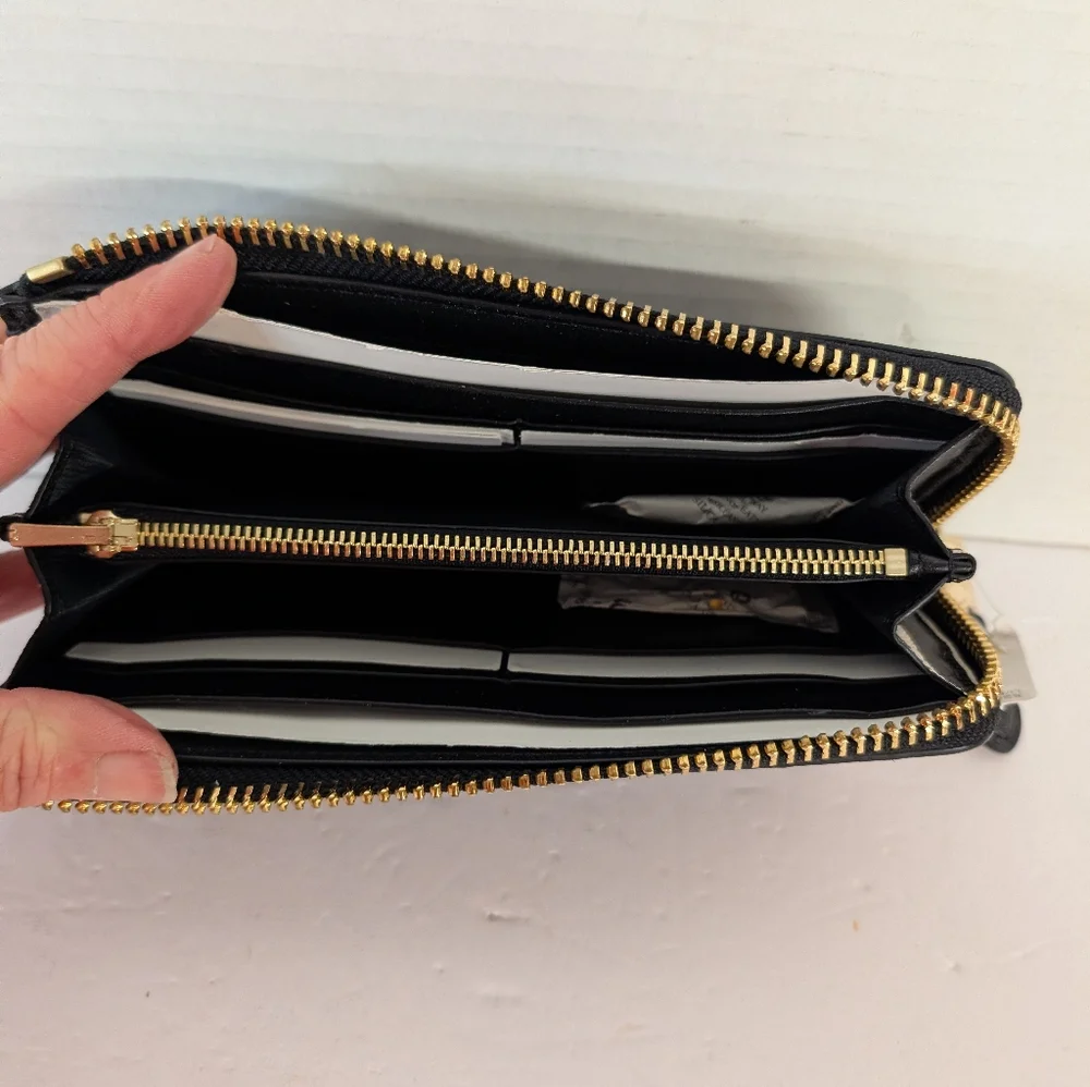 Coach Wallet Zebra Stripe Black and White NWT